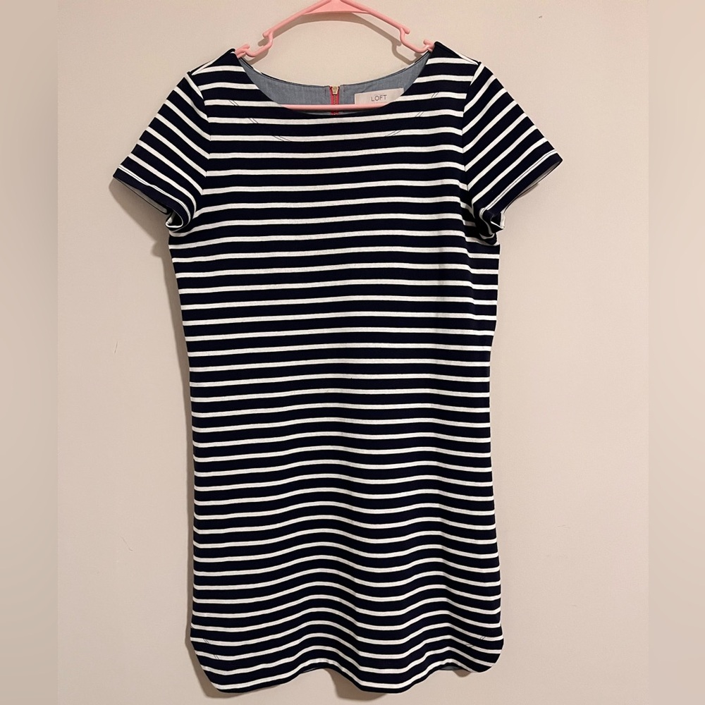LOFT Women’s Navy & White Striped Cotton Short Sleeved, Shirt Dress Size Medium
